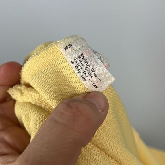 Vintage 1960s Union made pale yellow Russ button front skort - Picture 9 of 10